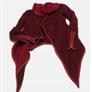 LULULEMON Presence of Mind Jacket Deep Cranberry Womens size 4